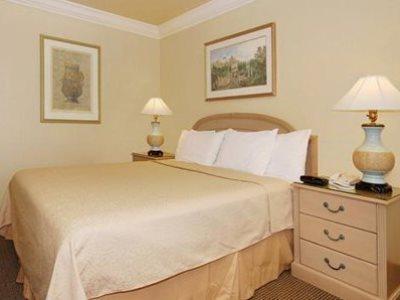 Quality Inn & Suites Vacaville Bagian luar foto