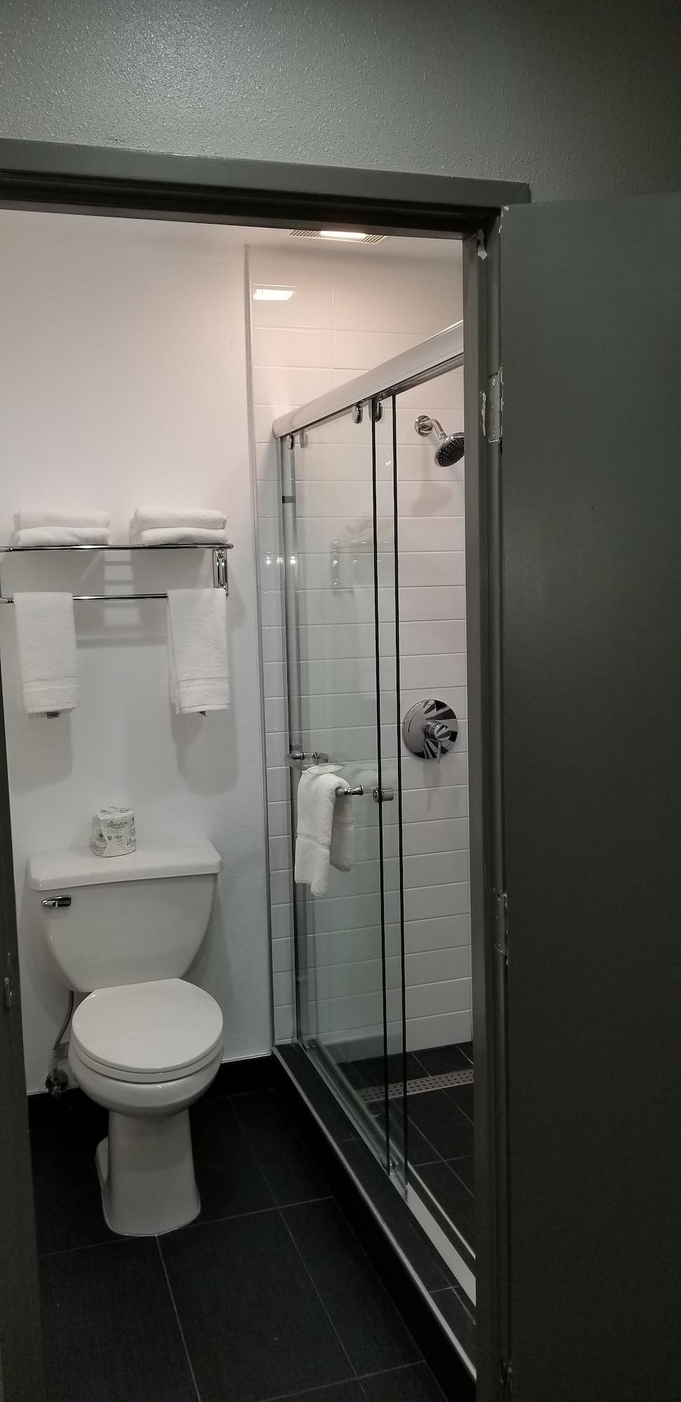 Quality Inn & Suites Vacaville Bagian luar foto