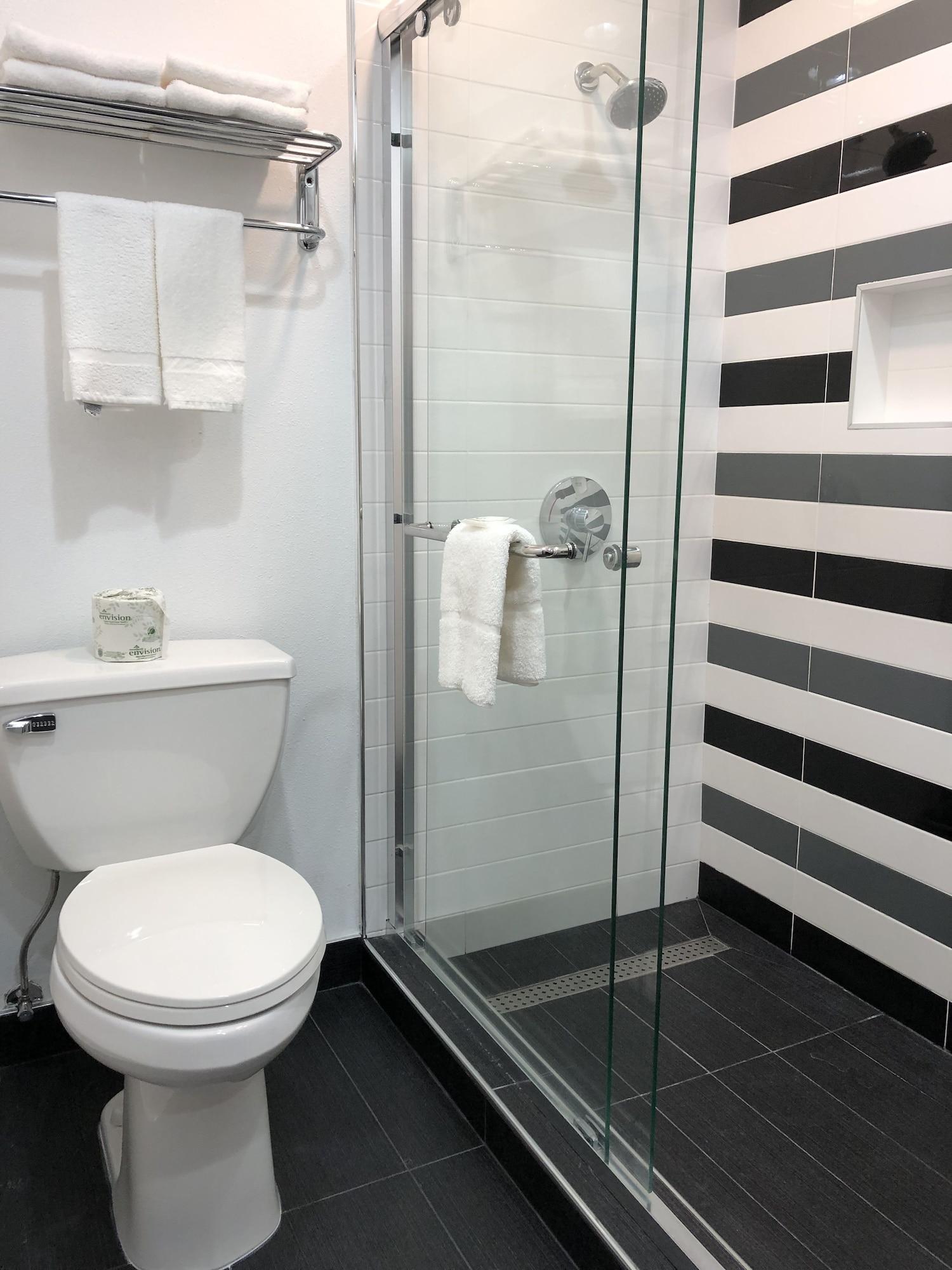 Quality Inn & Suites Vacaville Bagian luar foto