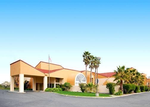 Quality Inn & Suites Vacaville Bagian luar foto